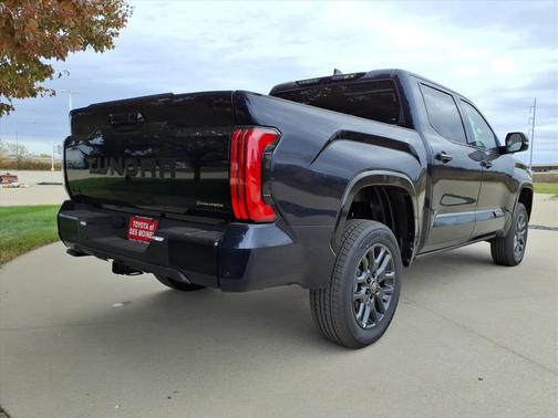 2026 Toyota Tundra Hybrid Platinum