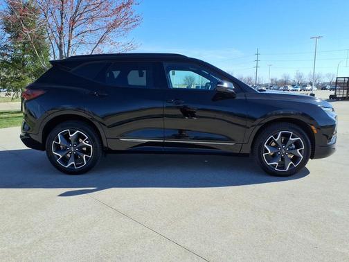 Black 2021 Chevrolet Blazer RS