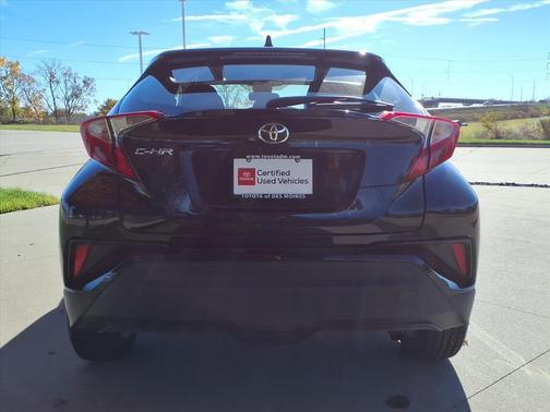 2021 Toyota C-HR LE