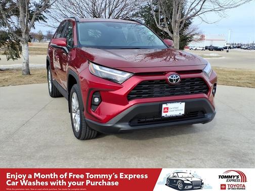 2025 Toyota RAV4 XLE Premium