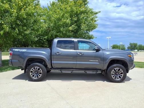 2021 Toyota Tacoma TRD Sport