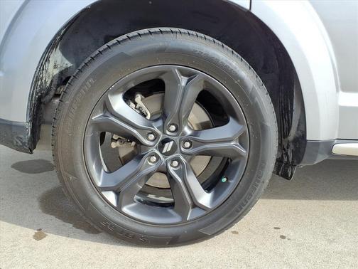 2020 Dodge Journey Crossroad