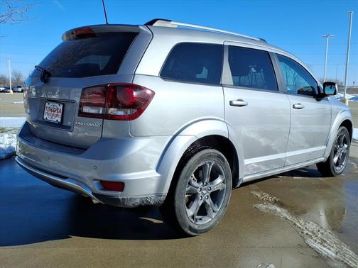 2020 Dodge Journey Crossroad