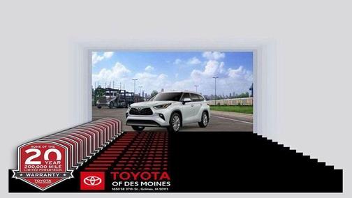 Wind Chill Pearl 2026 Toyota Highlander Hybrid Platinum