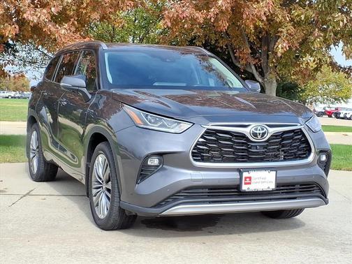 2022 Toyota Highlander Platinum
