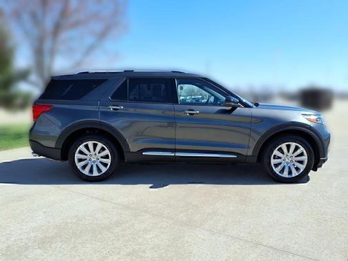 Magnetic Metallic 2020 Ford Explorer Limited