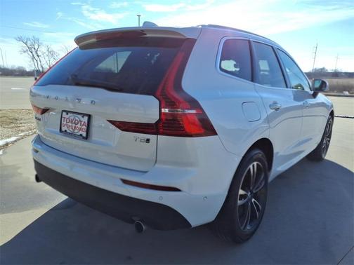 2019 Volvo XC60 T5 Momentum