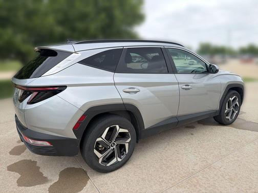 Shimmering Silver 2023 Hyundai TUCSON SEL
