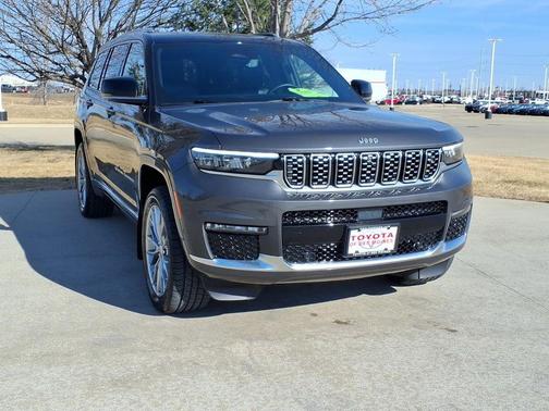 2022 Jeep Grand Cherokee L Summit