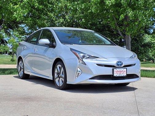 2017 Toyota Prius Four