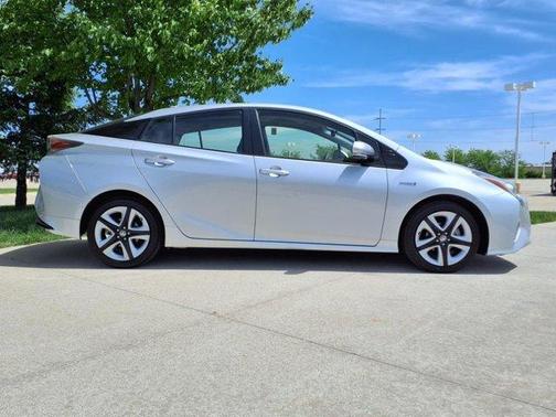 2017 Toyota Prius Four