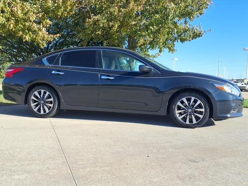 2017 Nissan Altima 2.5 SV