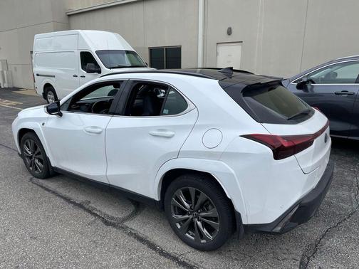 02lj 2023 Lexus UX 250h F Sport