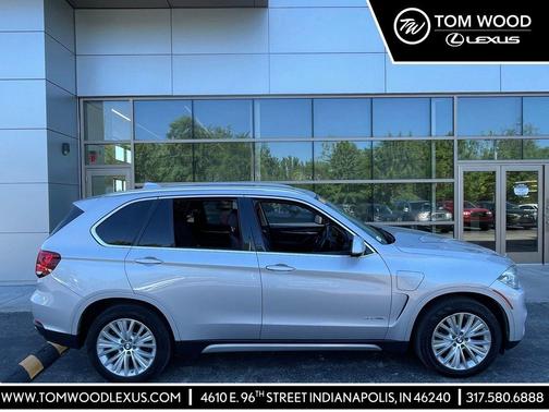 Glacier Silver Metallic 2016 BMW X5 eDrive xDrive40e