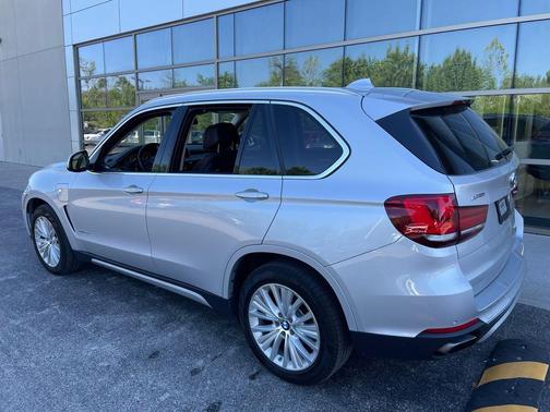 Glacier Silver Metallic 2016 BMW X5 eDrive xDrive40e