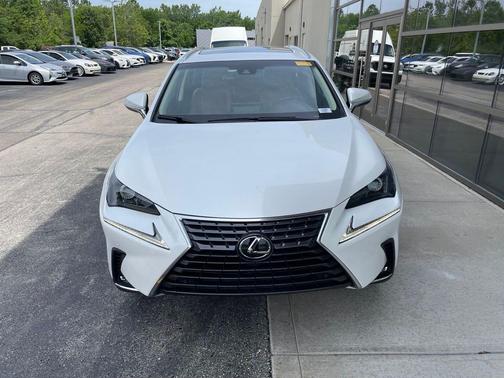 Eminent White Pearl 2018 Lexus NX 300 Base