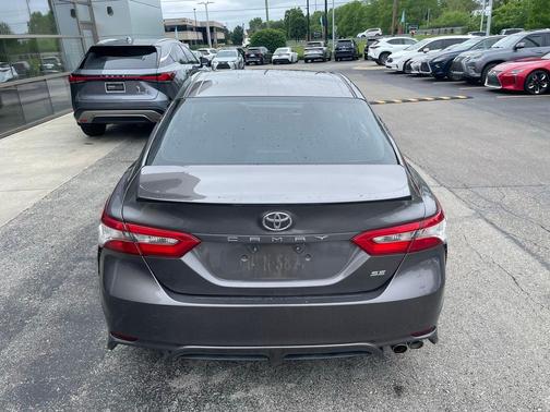 Predawn Gray Mica 2018 Toyota Camry SE