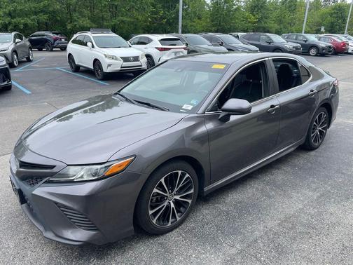 Predawn Gray Mica 2018 Toyota Camry SE