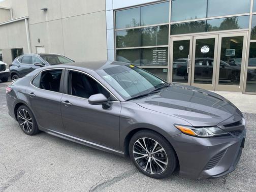 Predawn Gray Mica 2018 Toyota Camry SE