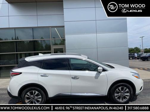 Pearl White 2017 Nissan Murano SL