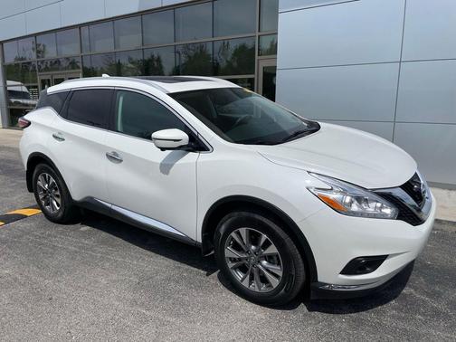 Pearl White 2017 Nissan Murano SL