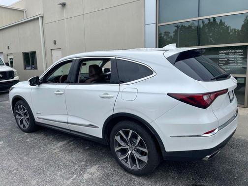 Platinum White Pearl 2022 Acura MDX Technology Package