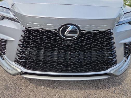 Iridium 2026 Lexus RX 350 F SPORT Handling