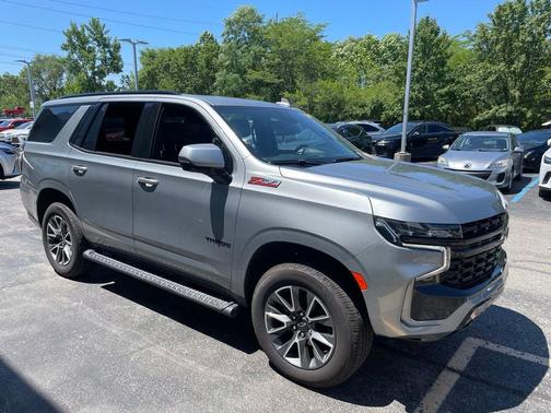 Sterling Gray Metallic 2023 Chevrolet Tahoe 4WD Z71
