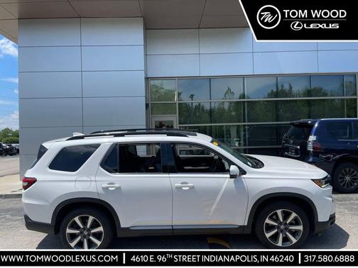 2023 Honda Pilot AWD Elite