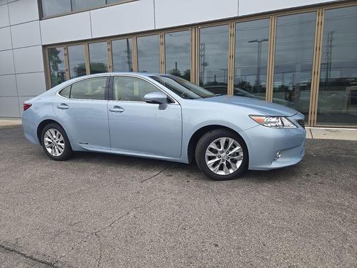 Cerulean Blue Metallic 2013 Lexus ES 300h Base