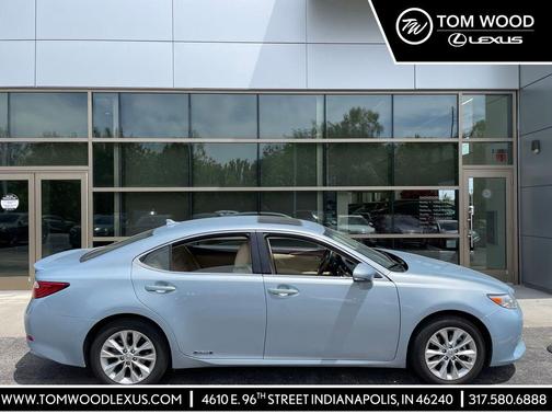 Cerulean Blue Metallic 2013 Lexus ES 300h Base