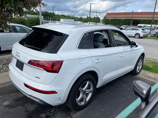Ibis White 2021 Audi Q5 45 Premium