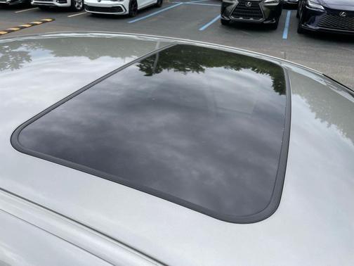 Silver 2017 Lexus ES 350 Base