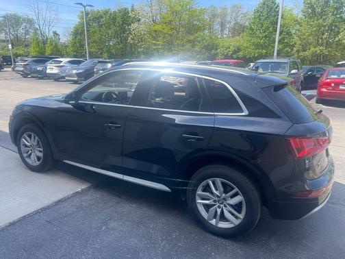 Brilliant Black 2020 Audi Q5 45 Premium