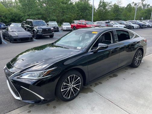 0212 2025 Lexus ES 350 Base