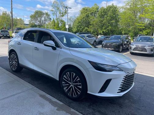 Eminent White Pearl 2023 Lexus RX 350 Premium Plus