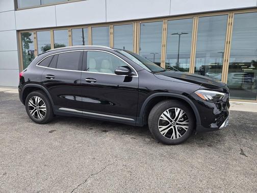 Black 2025 Mercedes-Benz GLA 250 4MATIC