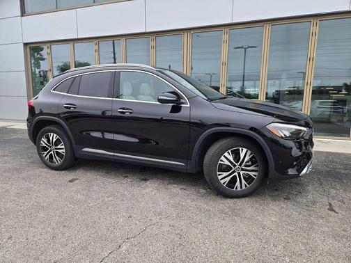 Black 2025 Mercedes-Benz GLA 250 4MATIC