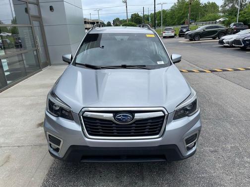 Ice Silver Metallic 2021 Subaru Forester Limited