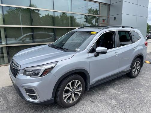 Ice Silver Metallic 2021 Subaru Forester Limited