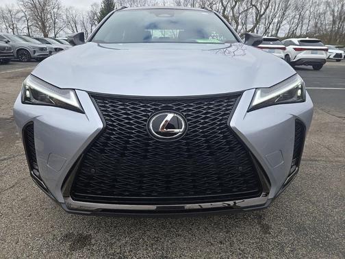 Obsidian 2026 Lexus UX 300h F SPORT Design