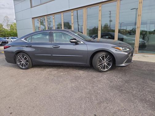 Cloudburst Gray 2023 Lexus ES 350 Base
