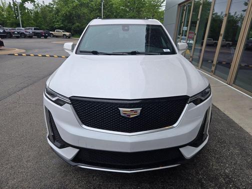 Crystal White Tricoat 2020 Cadillac XT6 Sport AWD