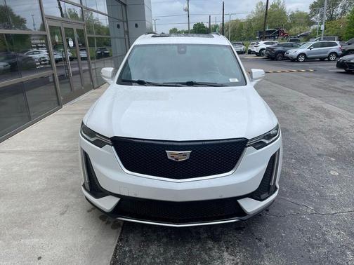 Crystal White Tricoat 2020 Cadillac XT6 Sport AWD