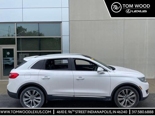 White Platinum Metallic Tri-Coat 2018 Lincoln MKX Reserve