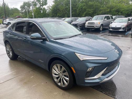 Ocean Blue Metallic 2024 Buick Envista Avenir FWD
