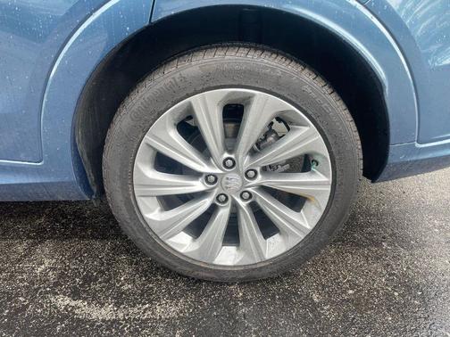 Ocean Blue Metallic 2024 Buick Envista Avenir FWD