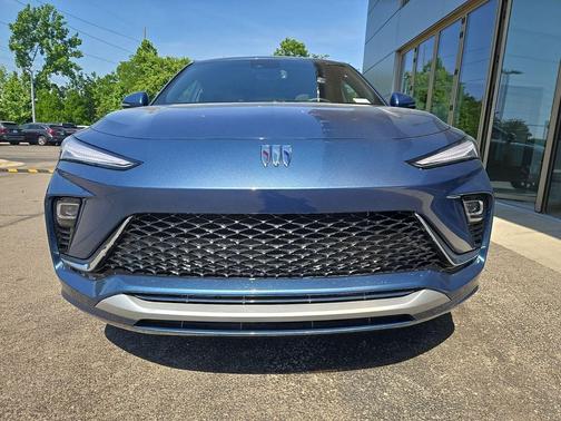 Ocean Blue Metallic 2024 Buick Envista Avenir FWD
