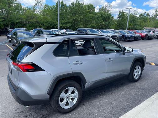 Silver Sky Metallic 2019 Toyota RAV4 Hybrid XLE