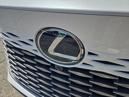 Eminent White Pearl 2026 Lexus RX 350 Premium
